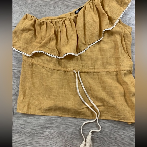 Zara Linen Blend One Shoulder Ruffle Tie Waist Mustard Yellow Top - Picture 4 of 9